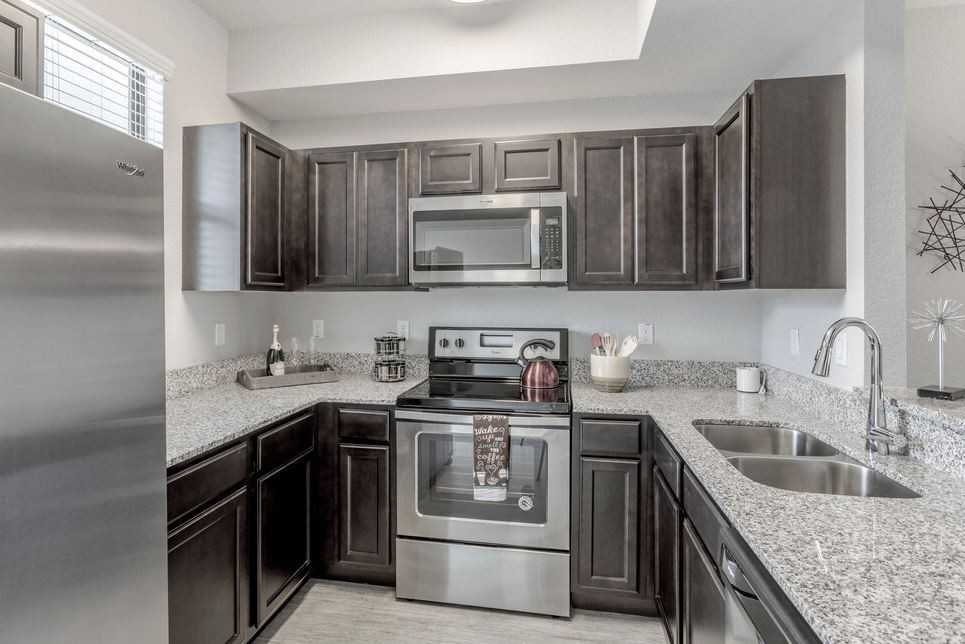 Portofino Landings - Photo 4 of 18