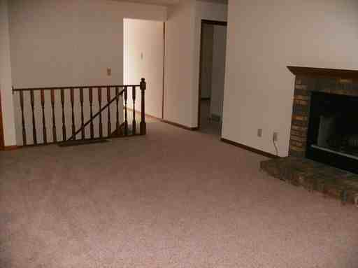 2037 Eastcastle Dr SE - Photo 2 of 9