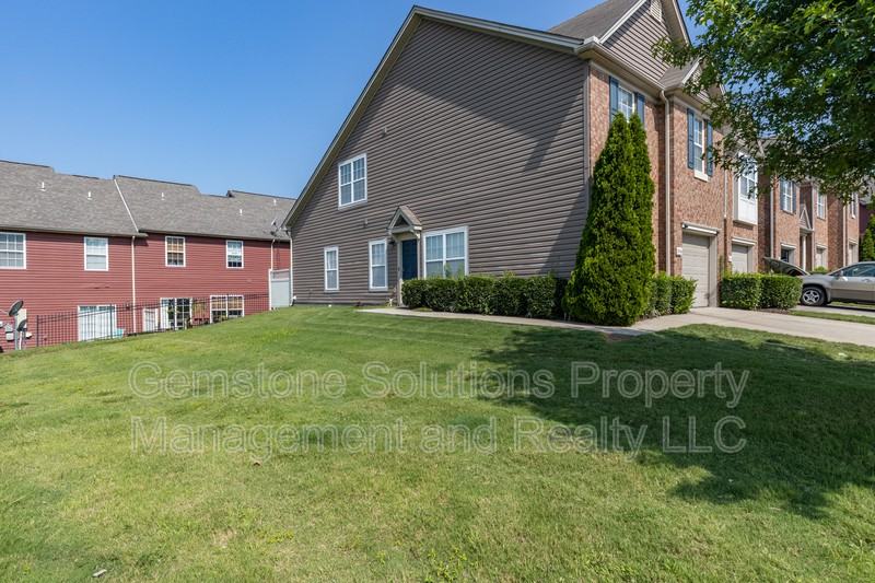 8734 Ambonnay Dr - Photo 2 of 28