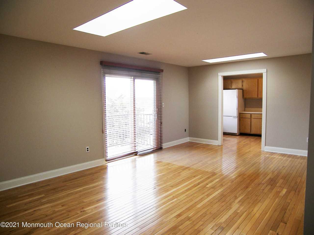 1606 Main St Apt R308 - Photo 3 of 13