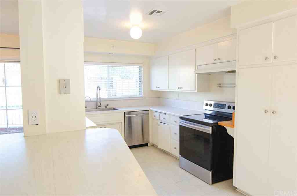 3365 Grayburn Rd - Photo 2 of 21