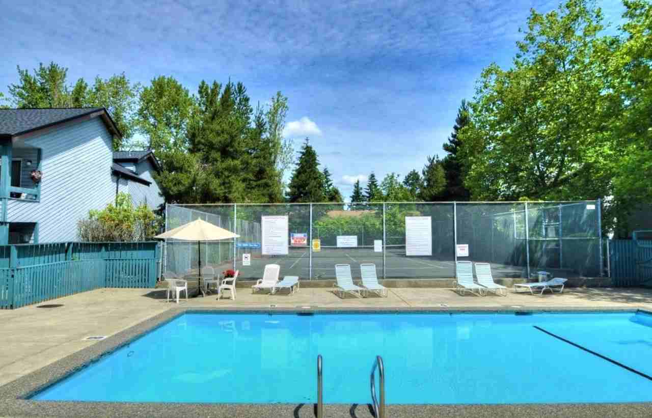 Sandpiper East Apartments - Photo 3 of 31