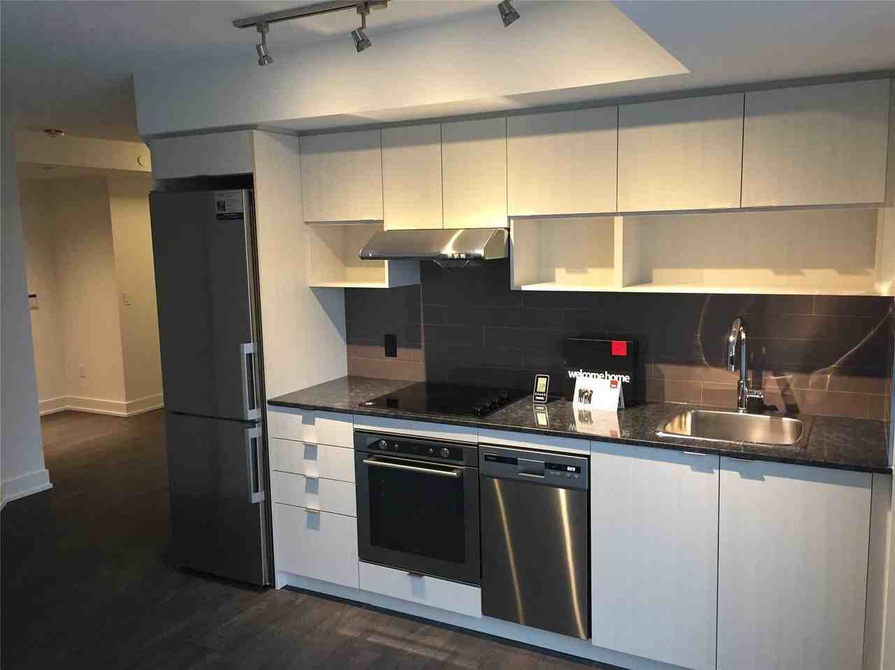 7 Mabelle Avenue #2003