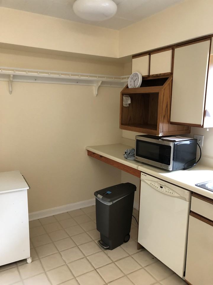 213 Forest Green Dr #1 - Photo 7 of 10