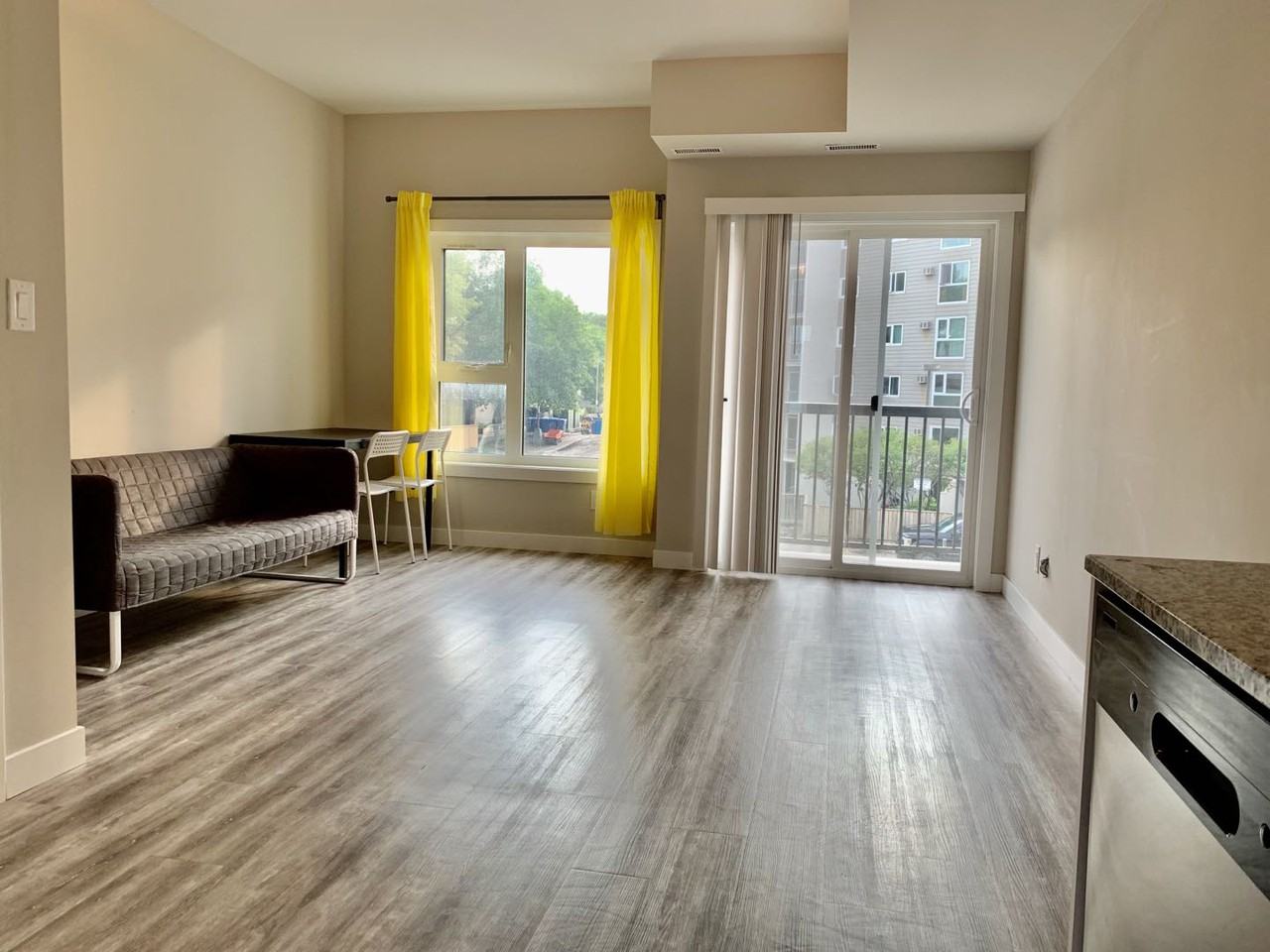 109 University Crescent #20 - Photo 3 of 7