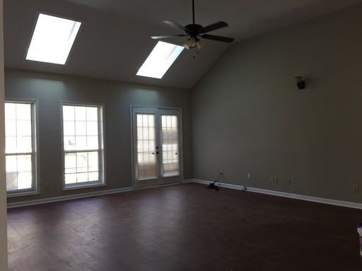 120 Huntingdon Ct - Photo 2 of 6