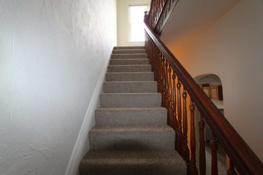 215 Bonvue St - Photo 3 of 19