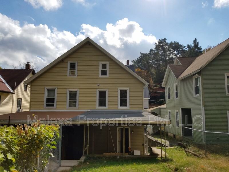 226 Center St - Photo 2 of 18