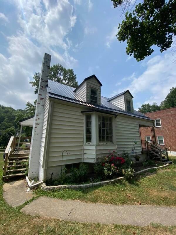 1421 1421 Augusta Street - 3 - Photo 3 of 8