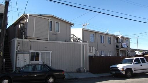 11052 San Leandro St - Photo 2 of 3
