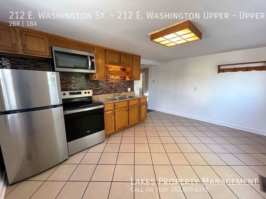 212 212 E. Washington St. - 212 E. Washington Upper - Photo 3 of 10