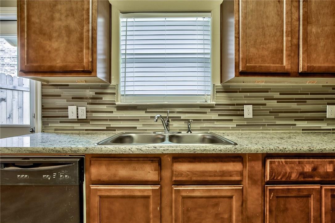 704 East College Avenue #1 - Photo 5 of 21