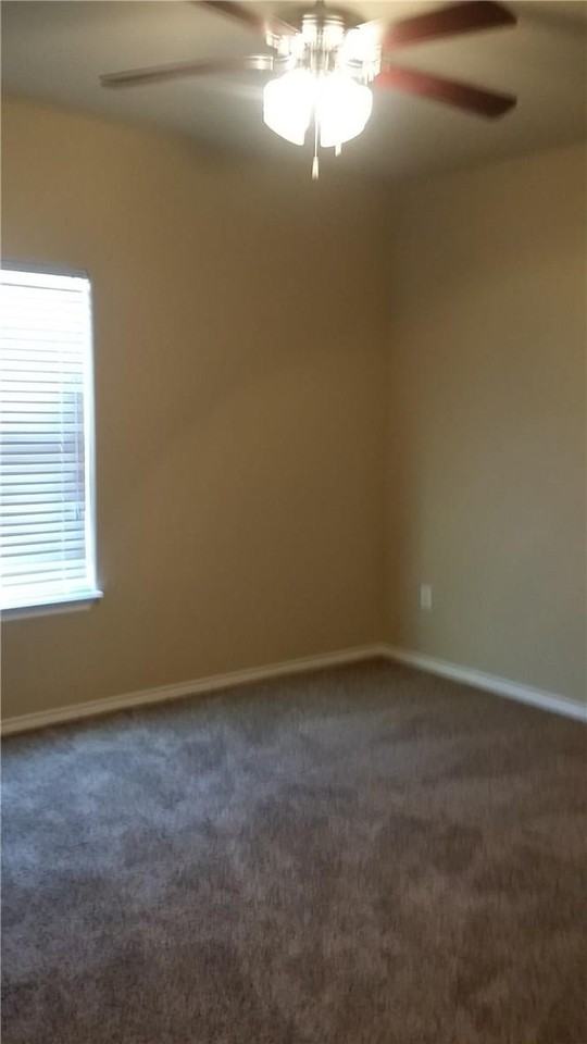 704 East College Avenue #1 - Photo 7 of 21