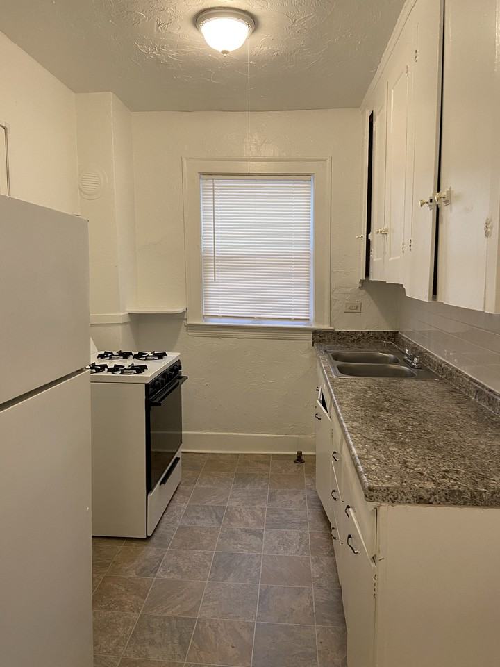 13620 Detroit Avenue204 #204 - Photo 5 of 22