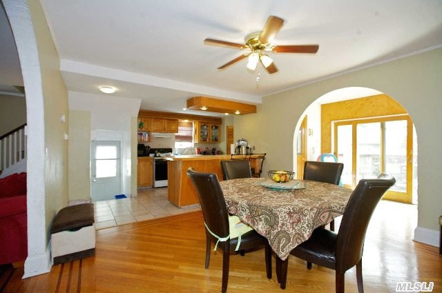 52 Nassau Blvd - Photo 3 of 3