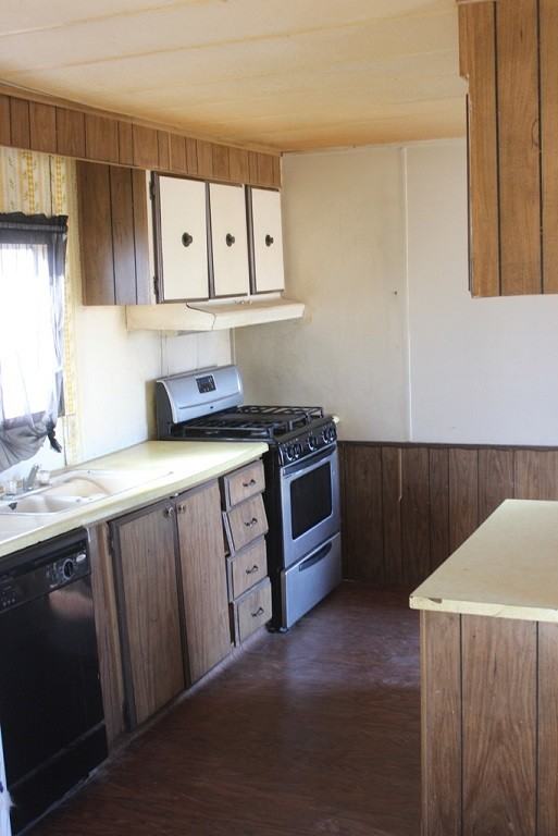 7465 Market St - Photo 2 of 7