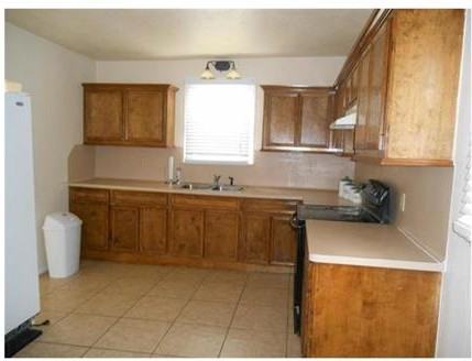 2790 San Antonio St - Photo 2 of 7
