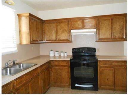 2790 San Antonio St - Photo 3 of 7