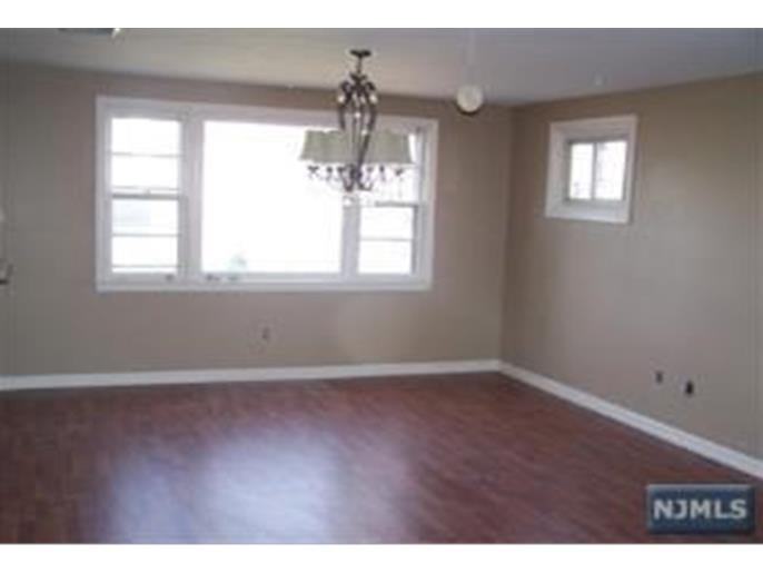 27 Dogwood Ln - Photo 3 of 7