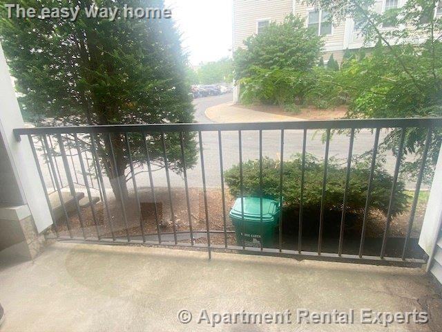 3 Kent Ct #1 - Photo 4 of 17