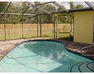 331 Bob White Way - Photo 3 of 8