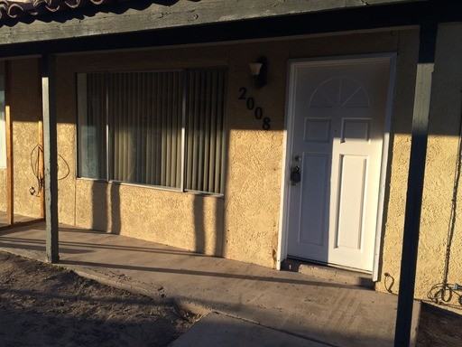 2008 S Montezuma Ave - Photo 2 of 10