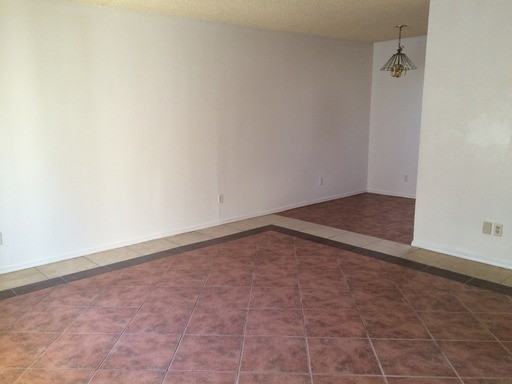 2008 S Montezuma Ave - Photo 3 of 10