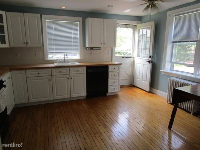 88 88 Broad St 22 - Photo 3 of 12