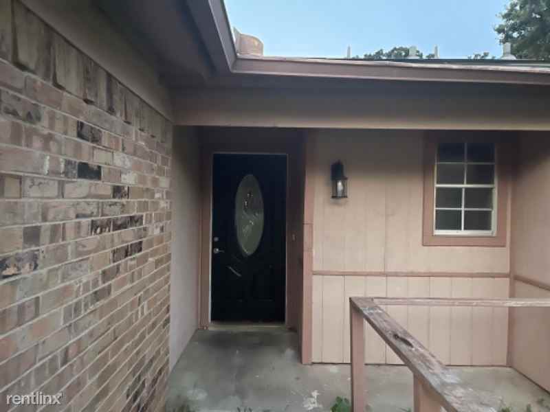 1112 Autumn Oak Dr - Photo 2 of 8