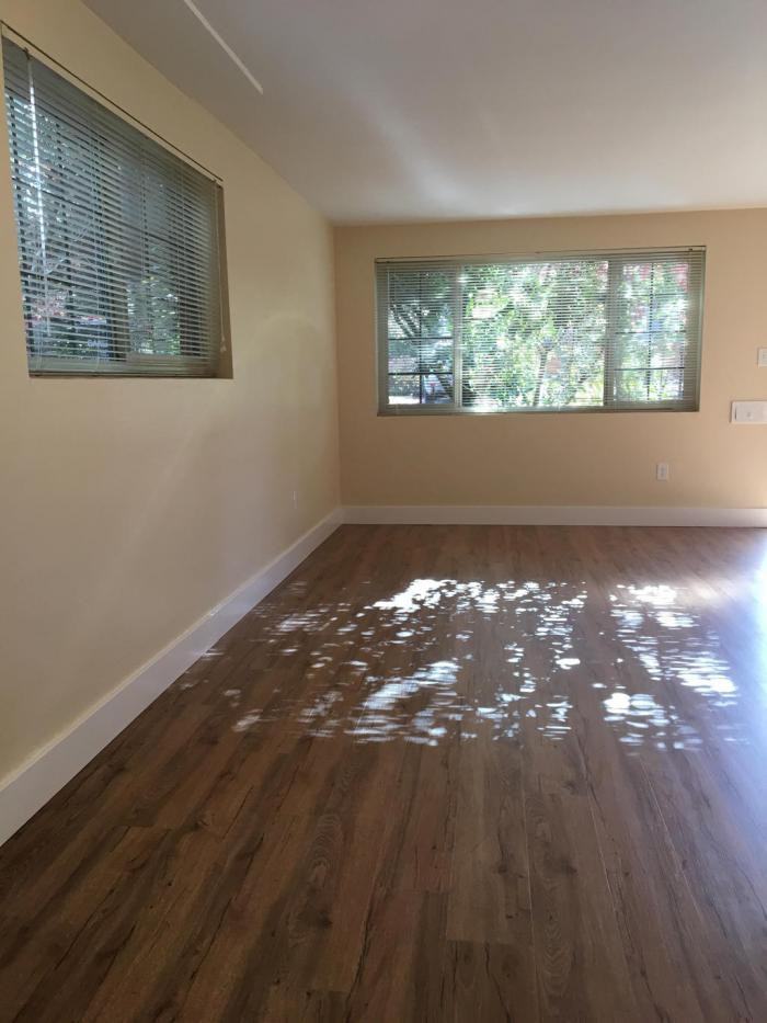 7800 8th Ave Nw - Photo 2 of 10