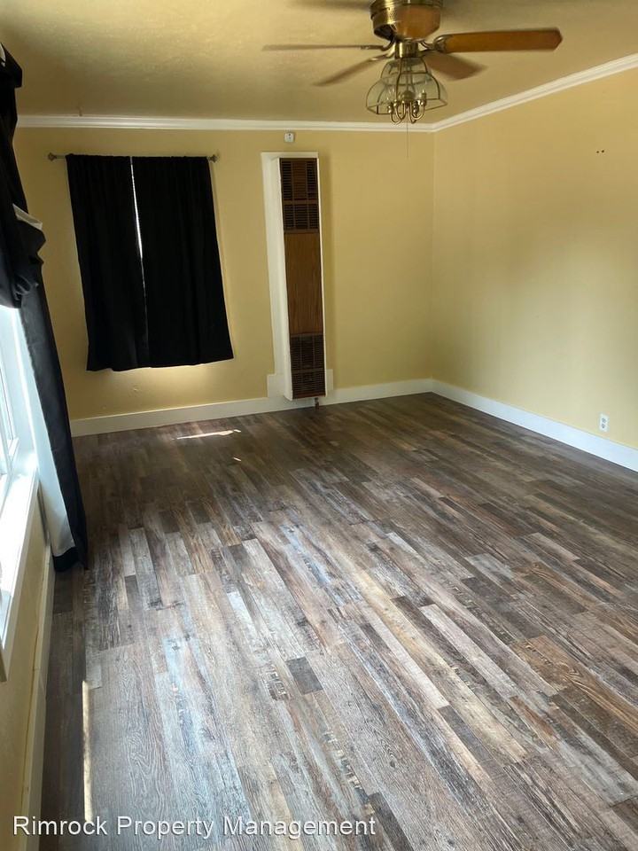 718 N 22nd Street - Photo 2 of 10