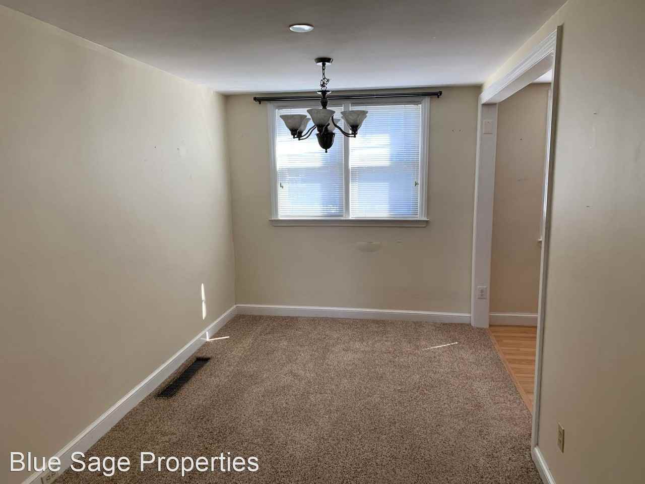 1051 Tremont Dr - Photo 3 of 13