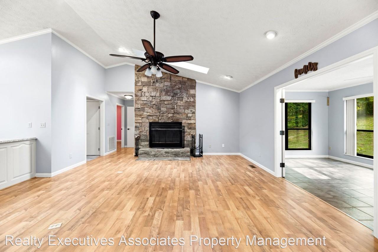 3525 Mcghee Rd - Photo 2 of 21
