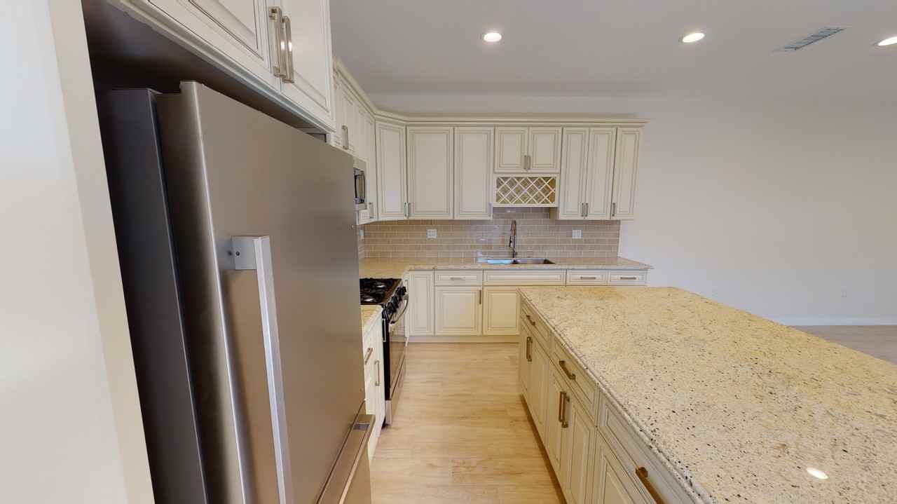 7252 Glade Ave - Photo 2 of 18