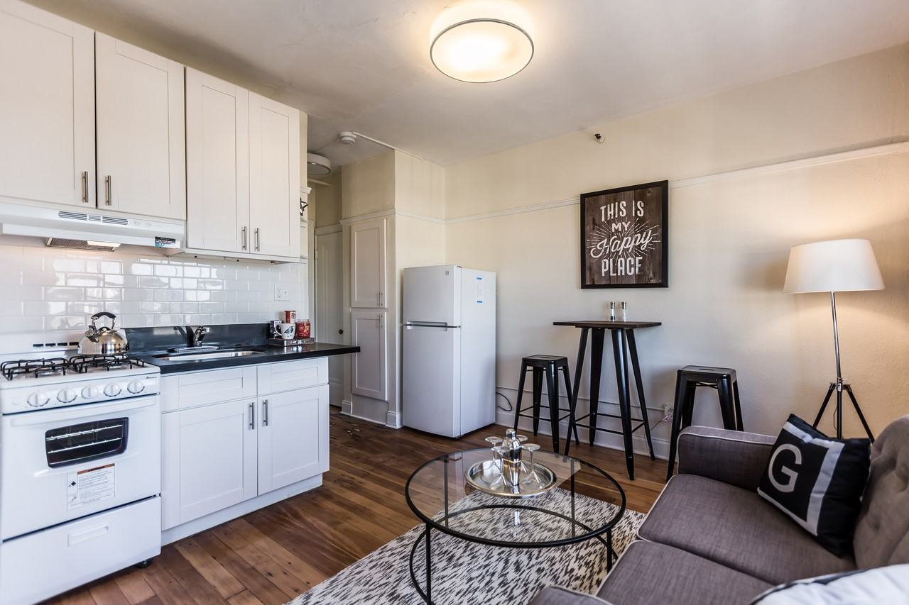 Glendale Flats - Photo 3 of 21