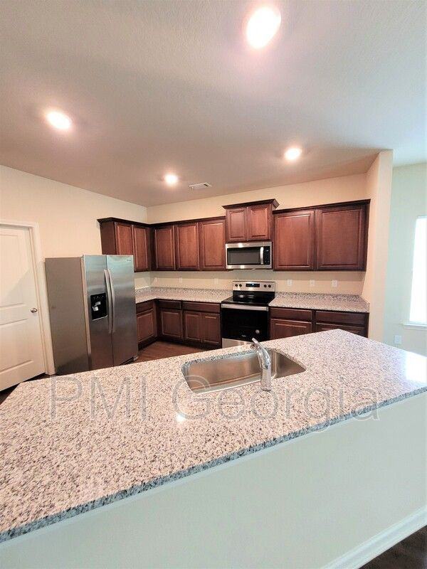 120 Innis Brook Cir - Photo 3 of 18