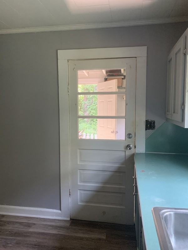 2104 W 6th Ave - Photo 4 of 20