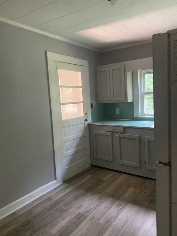 2104 W 6th Ave - Photo 5 of 20