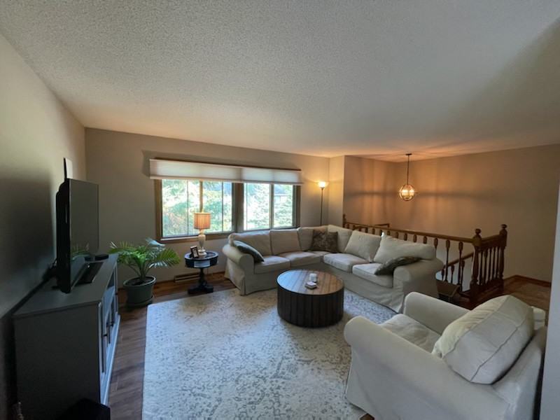 939 Sherwood Rd #1 - Photo 3 of 10