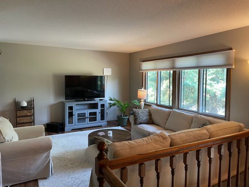 939 Sherwood Rd #1 - Photo 4 of 10