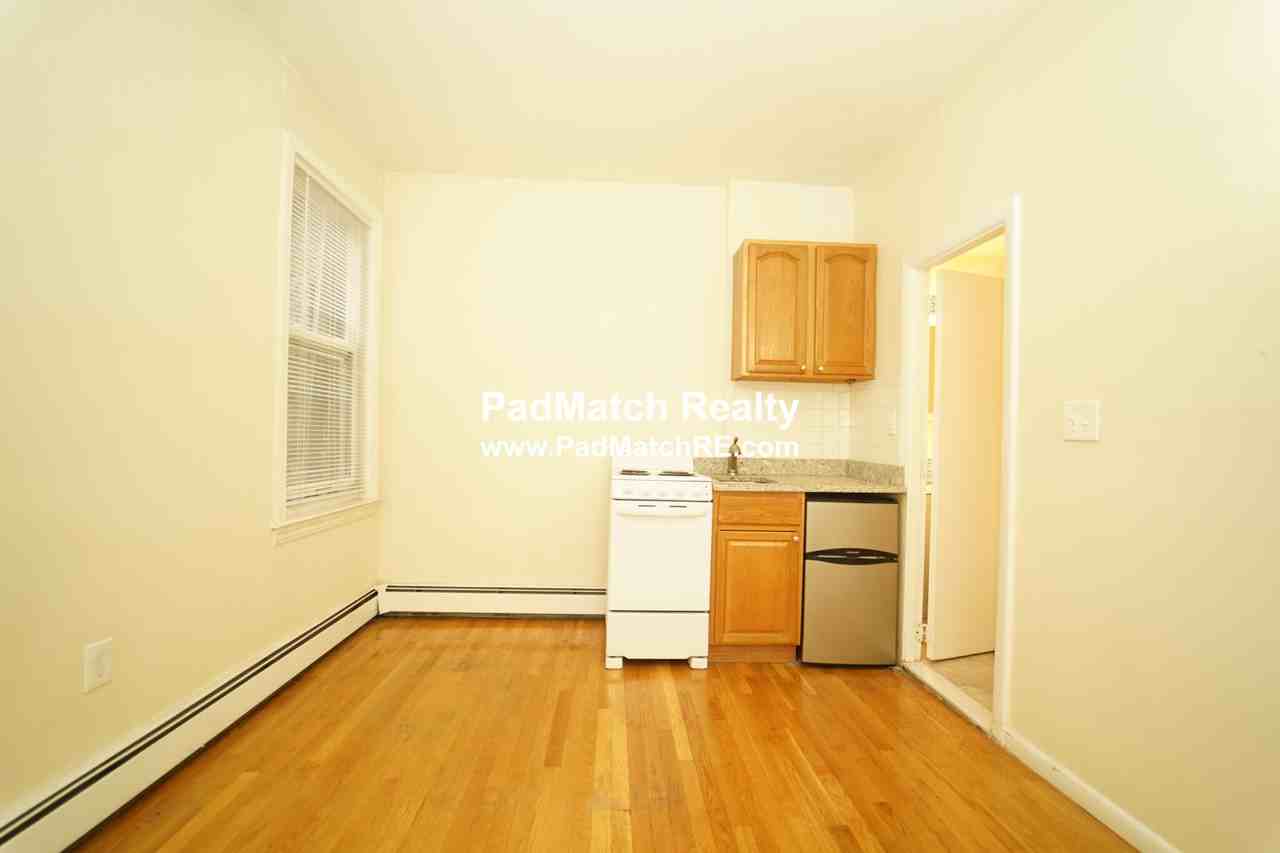 53 S Huntington Ave #102