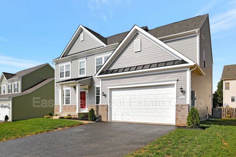 204 Station Ter W - Photo 2 of 50