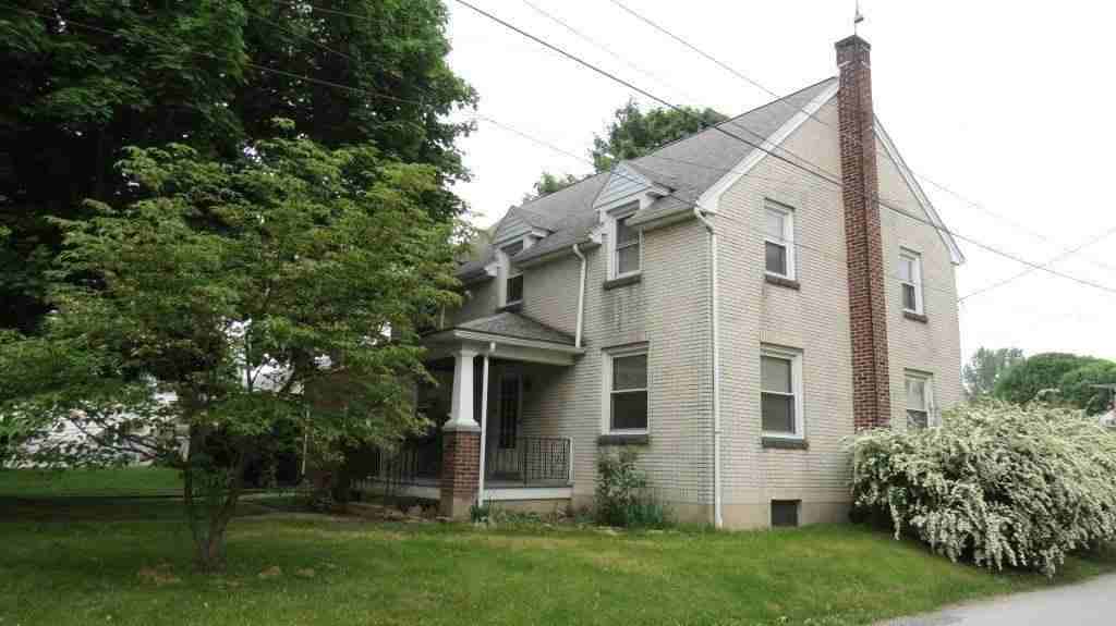 1090 Georgetown Rd - Photo 3 of 15