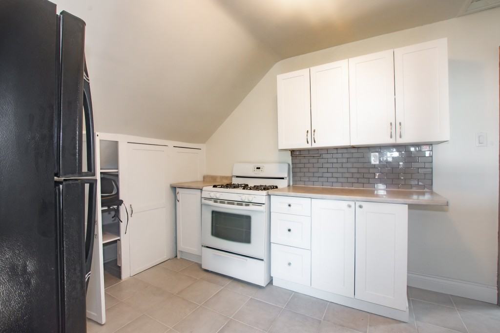 West Street North - Photo 2 of 18