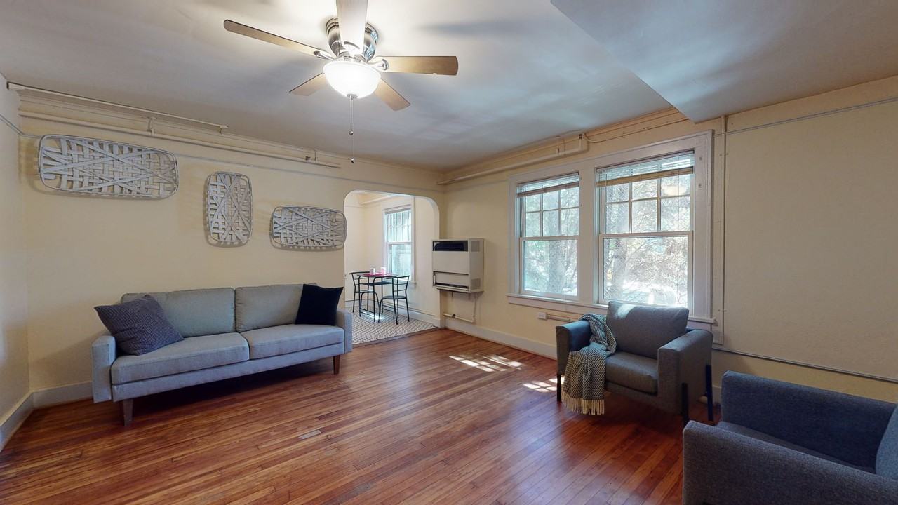 Mississippi Court - Photo 2 of 42