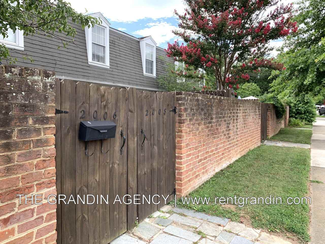 2008 Sherwood Ave Sw - Photo 3 of 41