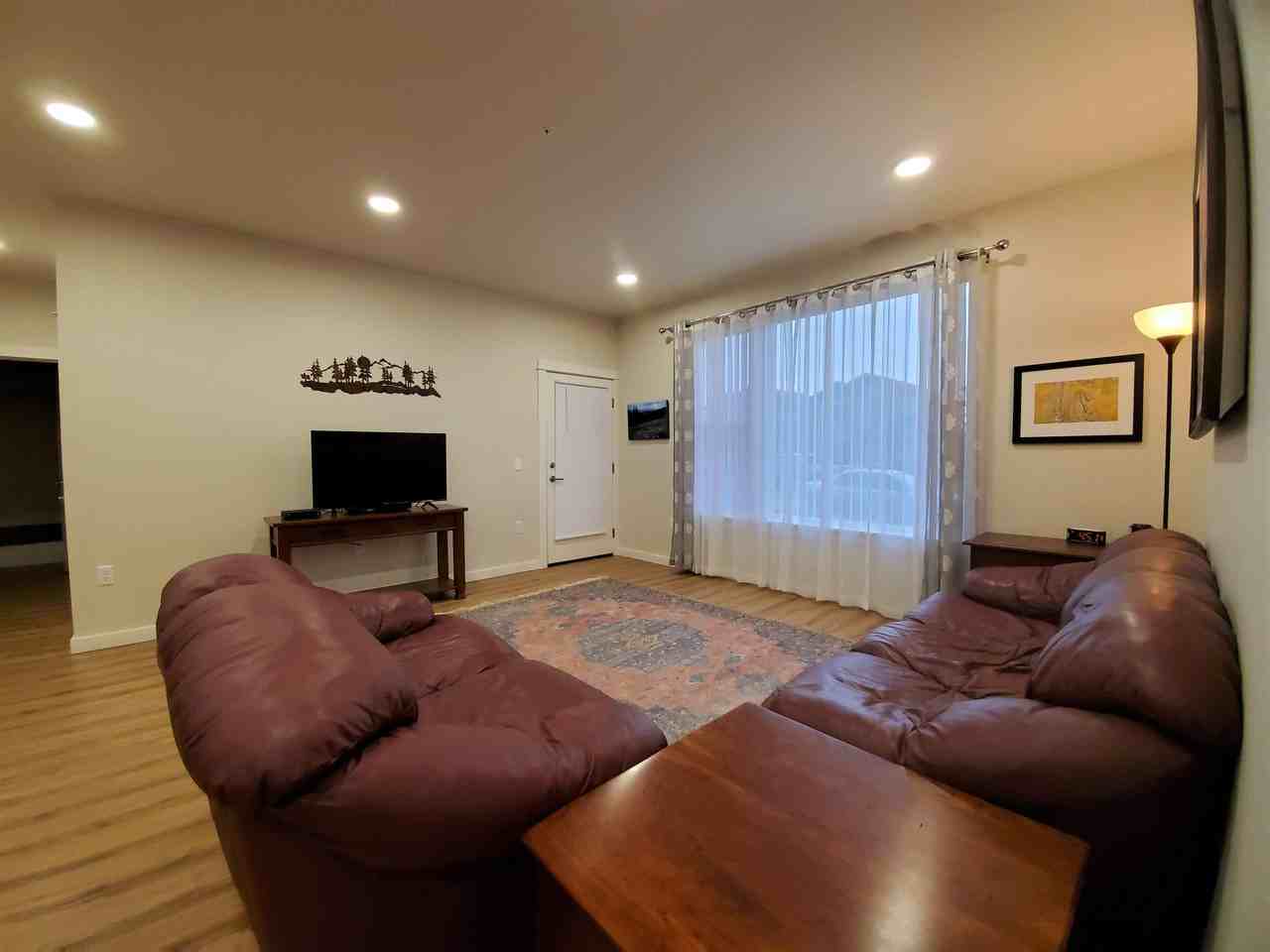 2222B Willow Dr #33 - Photo 4 of 11