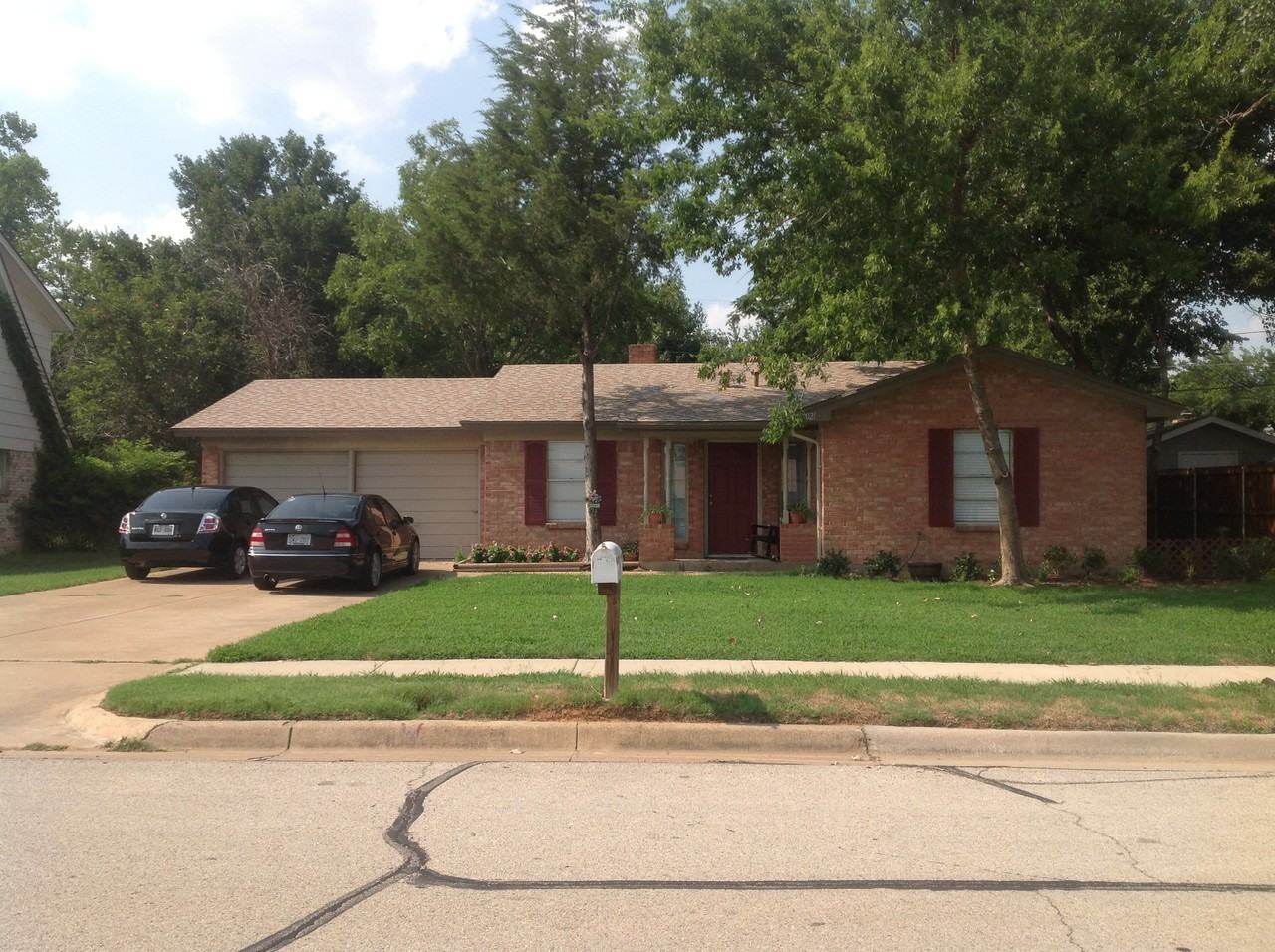 2021 Natchez Ave - Photo 2 of 19