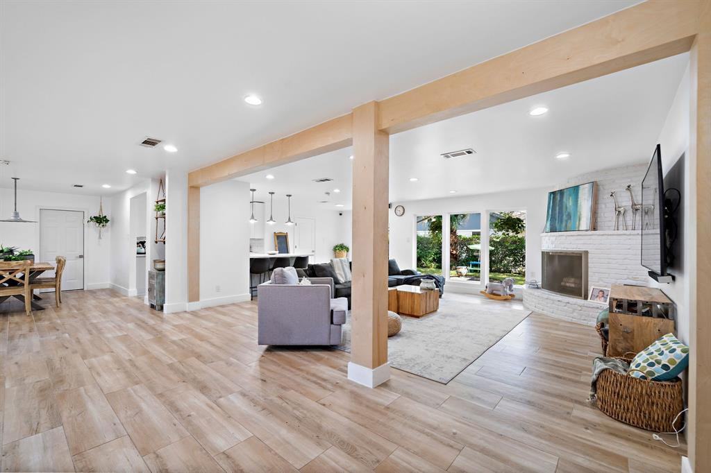 5542 Queensloch Dr - Photo 2 of 20