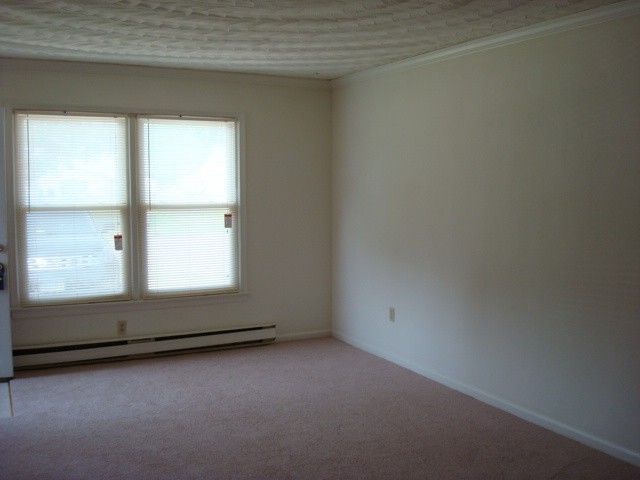 4978 Century Dr - Photo 3 of 13